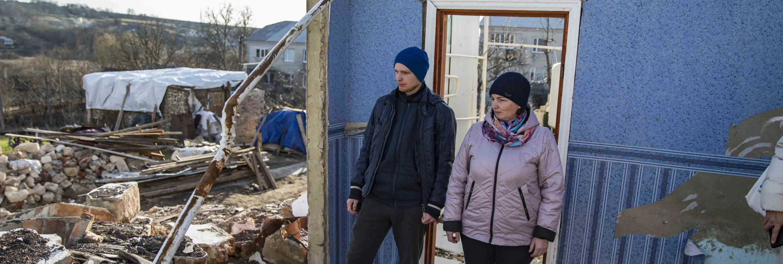 Ukraine. UNHCR Supports Community To Repair Homes After Missile Attack (1)