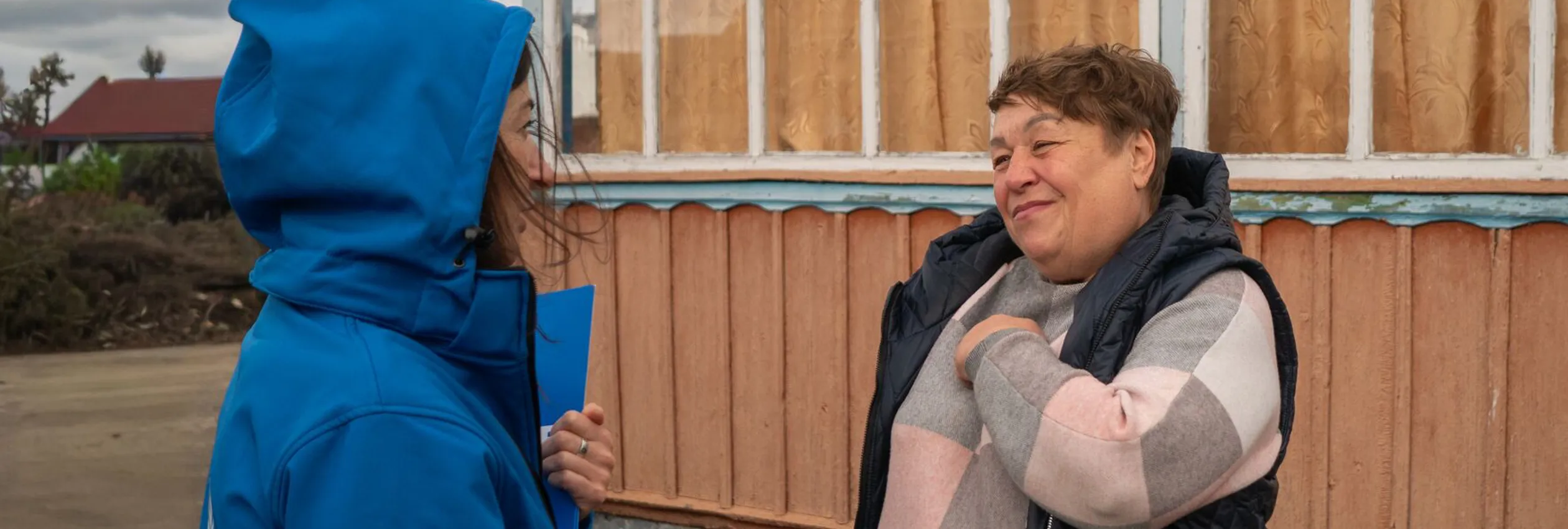 Ukraine_UNHCR-supports-displaced-families-to-make-new-homes-habitable (1)