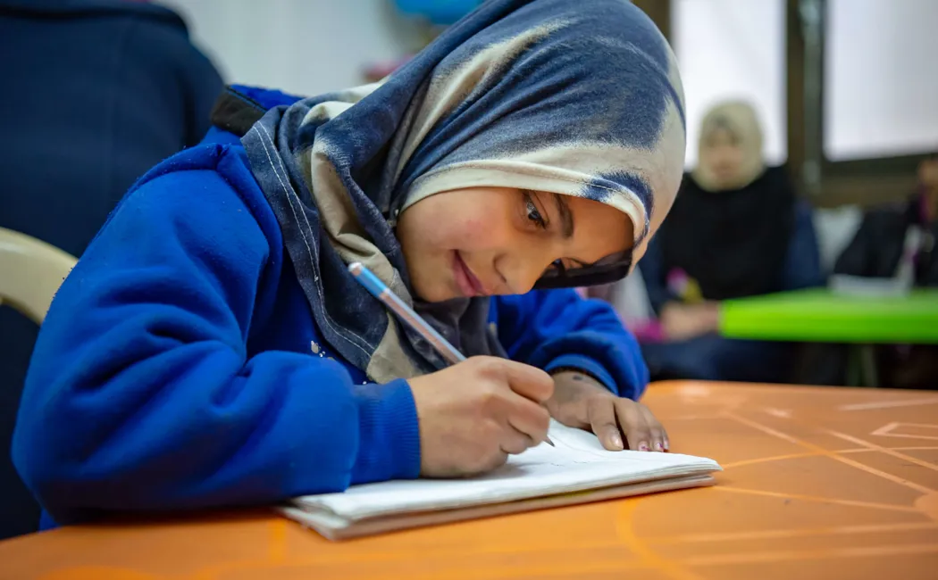 Syria Kids Catch Up On Classes Missed During The War In Aleppo
