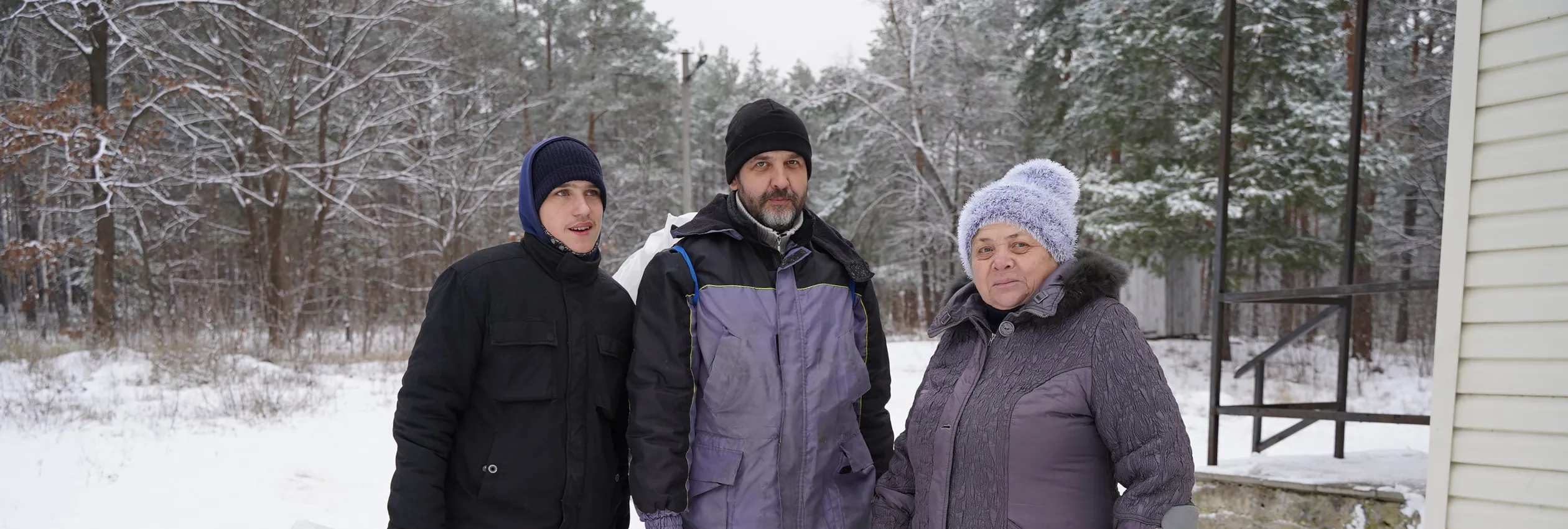 Ukraine_war-affected-Ukrainians-receive-support